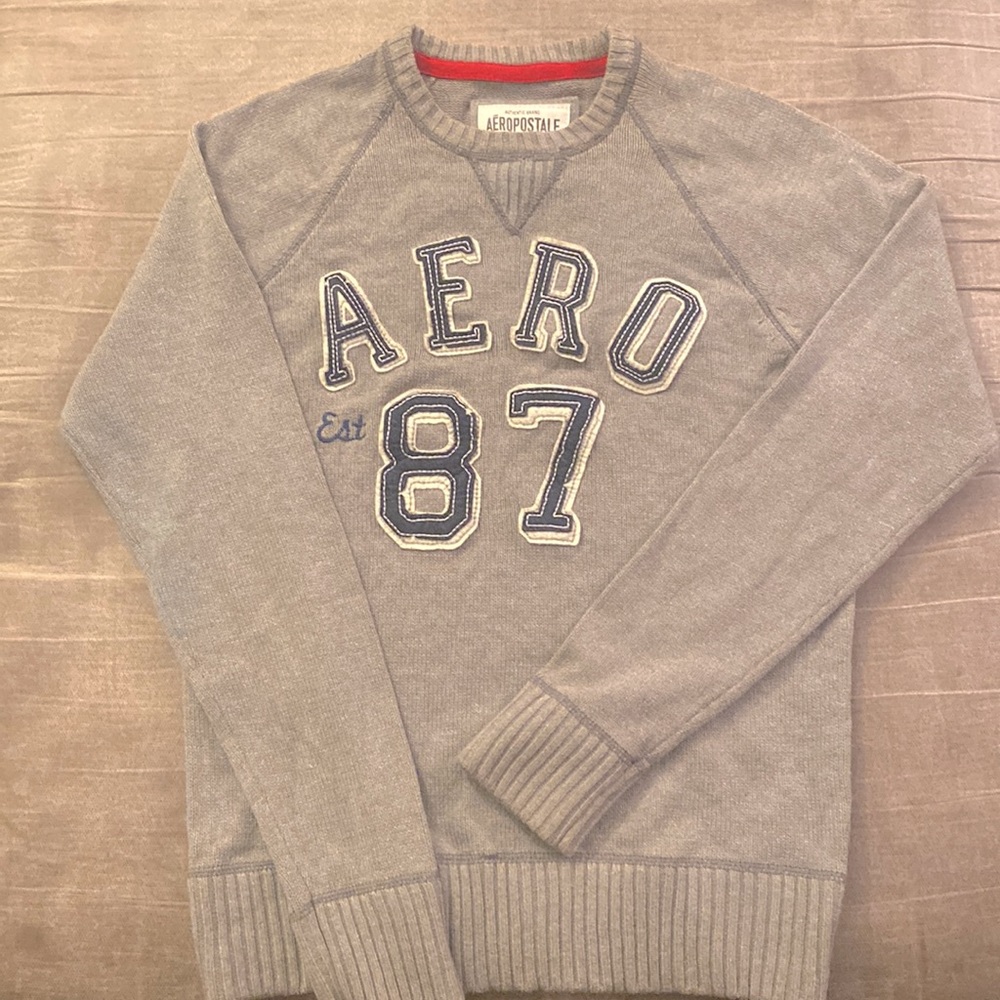 Gray Aeropostale Sweater Size Large